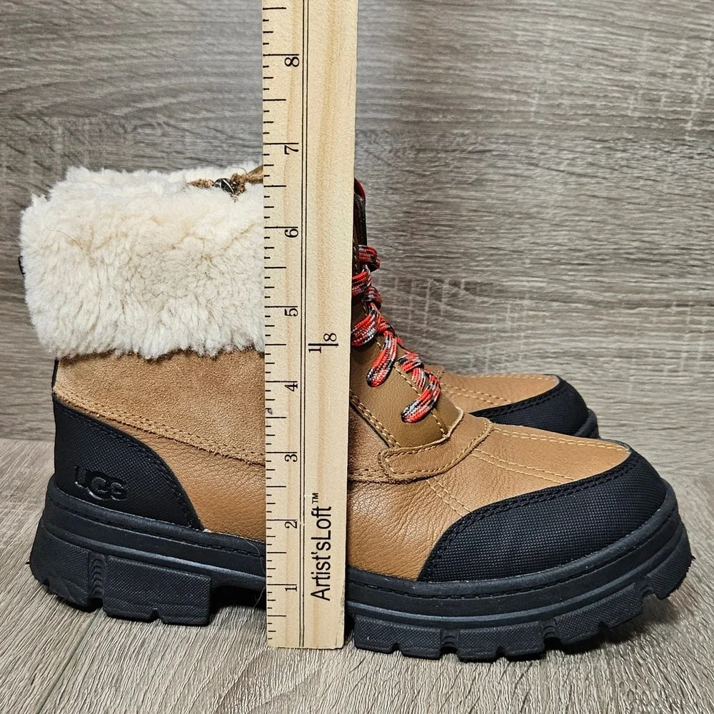 UGG Kids Ashton Addie boots Tan Leather Suede Waterproof 1143666K Size 4Y